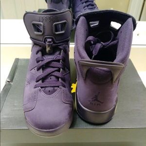 Jordan Purple Dynasty 6s; Size: 7
